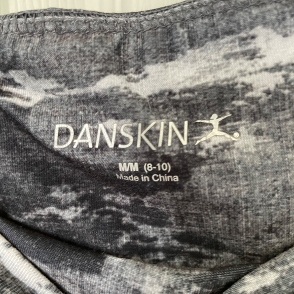 Danskin Women’s Black and Gray Leggings - Size M - Picture 2 of 2